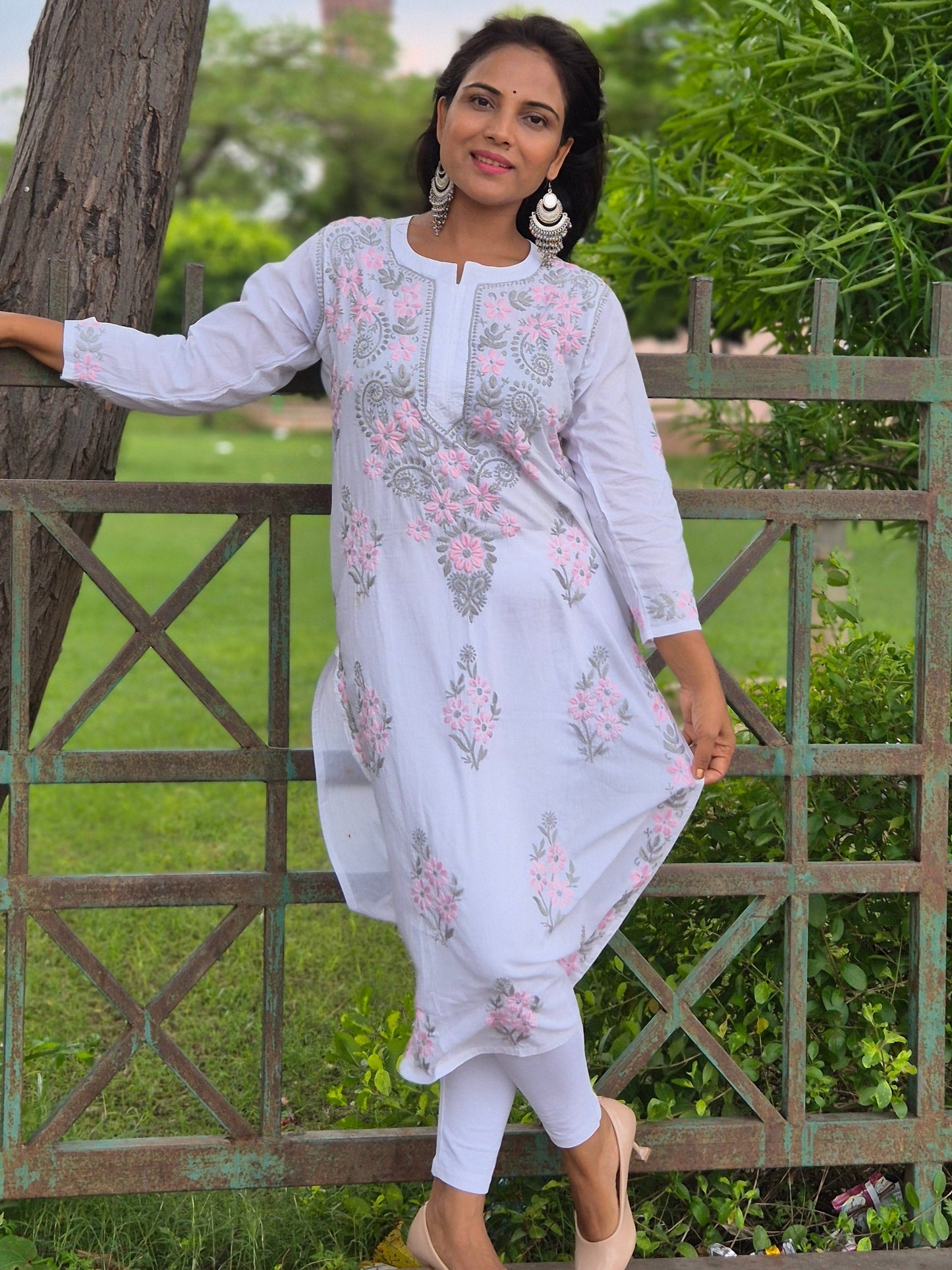 CHIKANKARI FABRIC COTTON KURTI