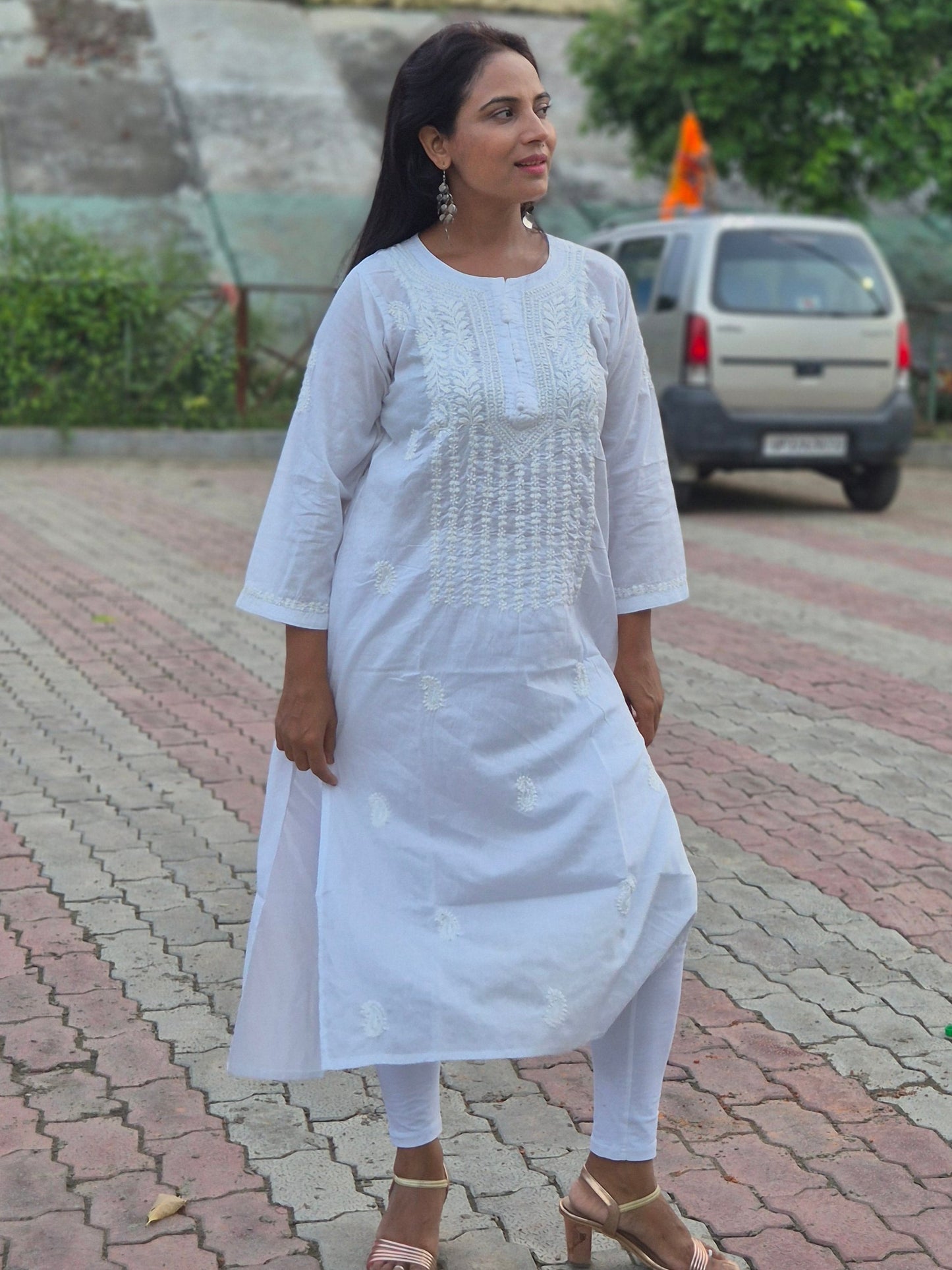 CHIKANKARI FABRIC COTTON KURTI